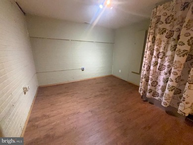Welcome to 113 NE Isle Dr located in the beautiful, water - photo 33