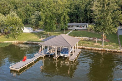 Dream lake home on Lake Neely Henry. This open concept three - photo 34