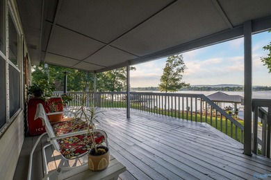 Dream lake home on Lake Neely Henry. This open concept three - photo 36