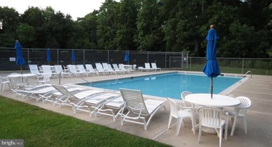 Welcome to 113 NE Isle Dr located in the beautiful, water - photo 36