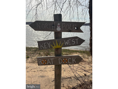 Welcome to 113 NE Isle Dr located in the beautiful, water - photo 46