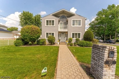 Located in North Edison?s most desirable neighborhood within a - photo 1
