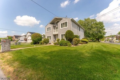 Located in North Edison?s most desirable neighborhood within a - photo 2