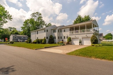 Located in North Edison?s most desirable neighborhood within a - photo 4