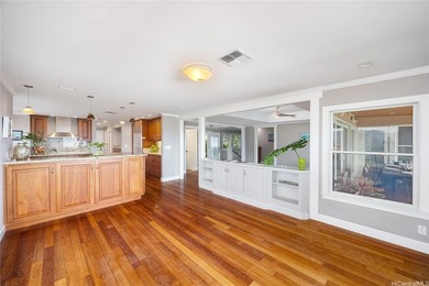 Large windows and open spaces bring the outdoors in, creating a - photo 10