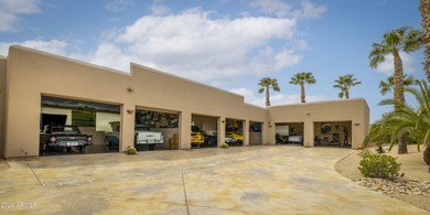 Set on over an acre of private, elevated grounds in a prime - photo 1