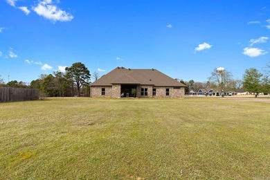 Beautifully maintained home on acrerage!! 4 bedrooms, huge bonus - photo 44
