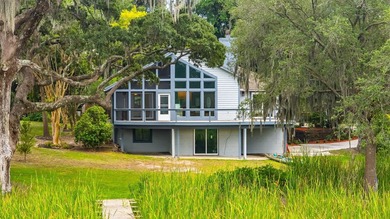 Classic Riverland Terrace charm meets exceptional Lowcountry - photo 1