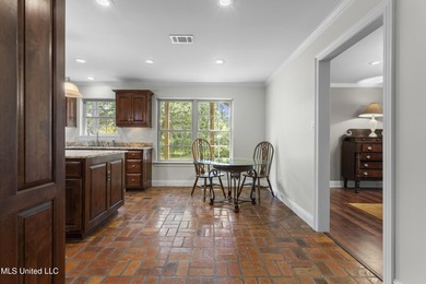 Bayou View Beauty - Perfect for Large or Multi-Generational - photo 11