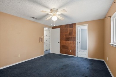Welcome to this charming traditional-style, two-story home - photo 13