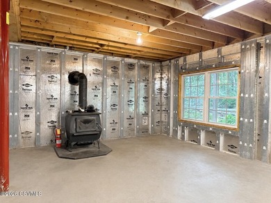 Nestled in a peaceful country setting, this beautifully - photo 17