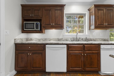 Bayou View Beauty - Perfect for Large or Multi-Generational - photo 18