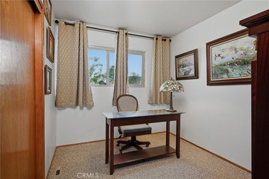 Waterfront living meets privacy, space, and adventure with this - photo 19