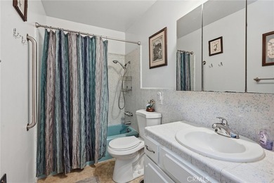 Waterfront living meets privacy, space, and adventure with this - photo 20