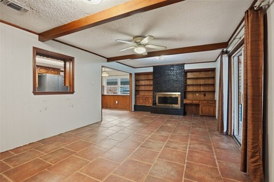 Welcome to this charming traditional-style, two-story home - photo 22