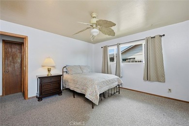 Waterfront living meets privacy, space, and adventure with this - photo 24