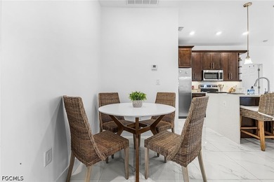 Welcome to this inviting and well-maintained 4-bedroom, 2.5-bath - photo 8