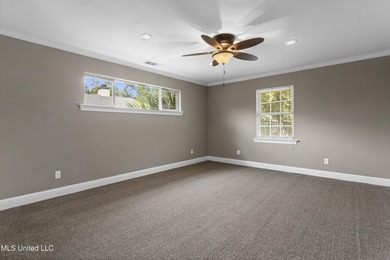 Bayou View Beauty - Perfect for Large or Multi-Generational - photo 31