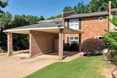 Lake Condo For Sale in Flowery Branch, Georgia