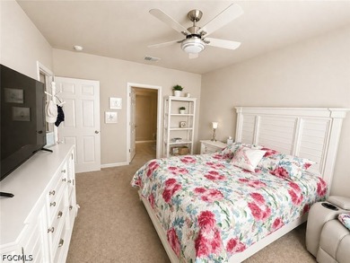 Exceptional opportunity in sought-after Magnolia Landing! This - photo 4