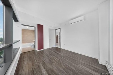 -Modern Luxury Rare Tax-Abated Condo in the Heart of Flushing - photo 8