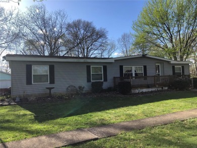 Lake Home For Sale in Carlyle, Illinois