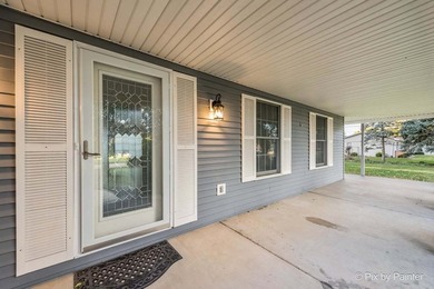 Originally built by a custom home builder as his personal - photo 5