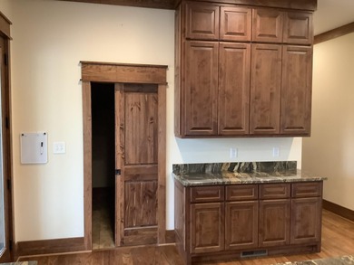 Searching for privacy? Welcome to this stunning custom built 8 - photo 27