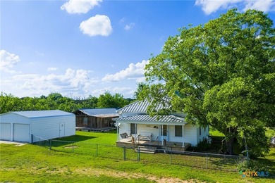 472 acres located just 8.6 miles northeast of Lometa and 20 - photo 28
