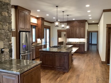 Searching for privacy? Welcome to this stunning custom built 8 - photo 33