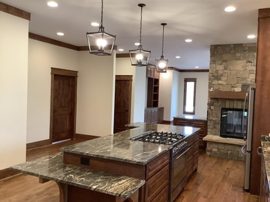 Searching for privacy? Welcome to this stunning custom built 8 - photo 35