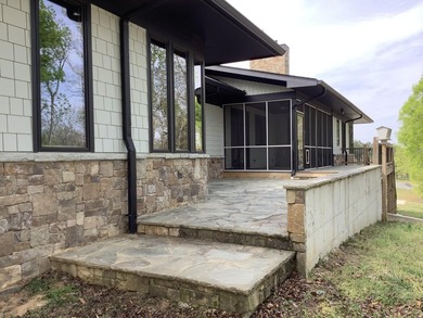 Searching for privacy? Welcome to this stunning custom built 8 - photo 38