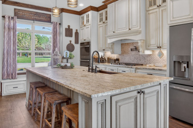 Waterfront Elegance on Lake Fork - photo 9