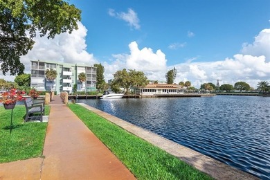 Beautiful waterfront condo located on the 1st floor with water - photo 1