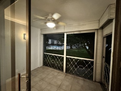 Beautiful waterfront condo located on the 1st floor with water - photo 8