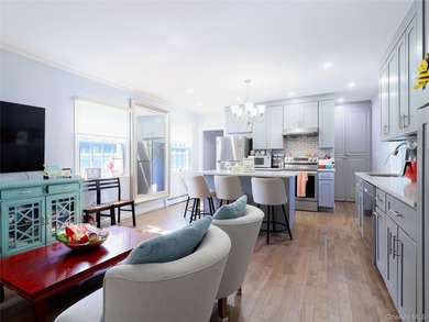 Renovated in 2020. 3 Bedrooms,1 Full Bath Cozy Colonial Zoned in - photo 12