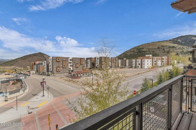 Rarely available end-unit townhome at 3827 Blackstone Drive - photo 17
