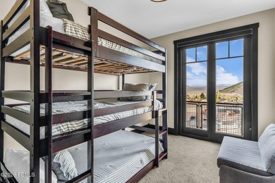 Rarely available end-unit townhome at 3827 Blackstone Drive - photo 20