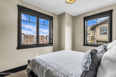Rarely available end-unit townhome at 3827 Blackstone Drive - photo 21