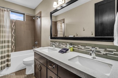 Rarely available end-unit townhome at 3827 Blackstone Drive - photo 23