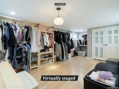 Renovated in 2020. 3 Bedrooms,1 Full Bath Cozy Colonial Zoned in - photo 28