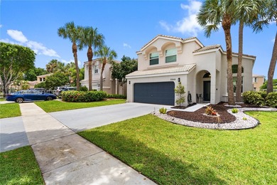 This single family house has no details left behind. Renovated - photo 31