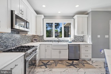Welcome to 34325 Indian River Drive - a show-stopping 6-bedroom - photo 31