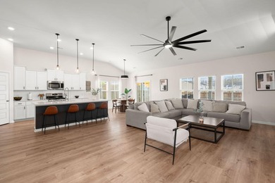 **Sellers offering $5k towards buyers closing costs!!* Why wait - photo 8