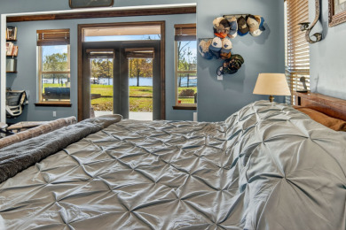 Waterfront Elegance on Lake Fork - photo 25