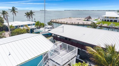 Sailor's Dream -- waterfront living at its best! Beautifully - photo 8