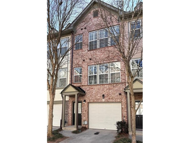Lake Townhome/Townhouse For Sale in Atlanta, Georgia