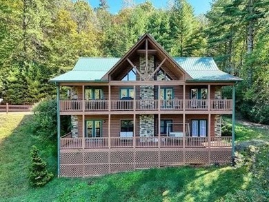 Lake Chatuge Home For Sale in Hiawassee Georgia