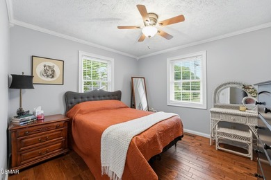 Welcome home to this charming one-level stone front ranch - photo 20