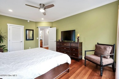 Wake up to breathtaking sunrises and unwind with sweeping - photo 22